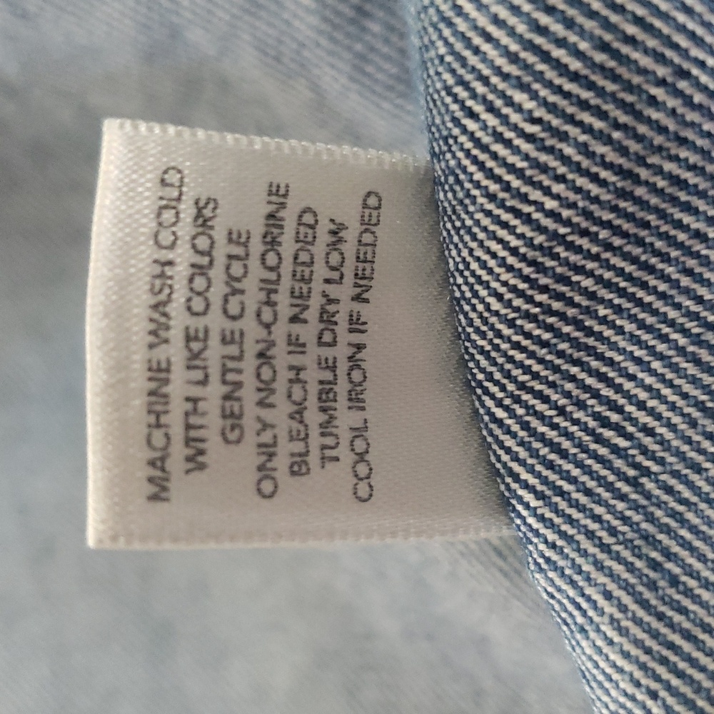 Embroidered Denim Skirt Size 4 - Picture 11 of 11